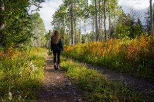 How to Build a Walking Habit That Lasts: A Practical 4-Week Plan